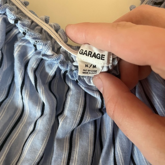 Garage Off the Shoulder Crop Top - Picture 2 of 2